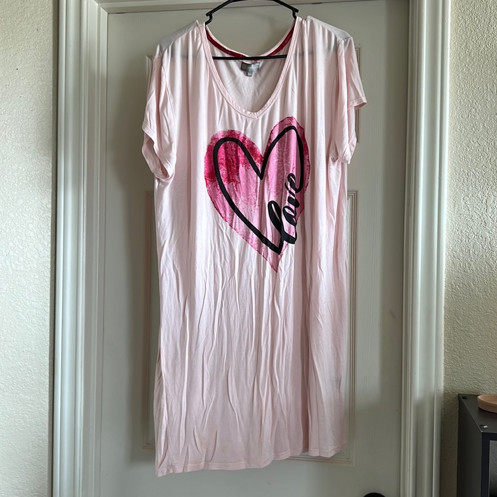 Heart nightgown